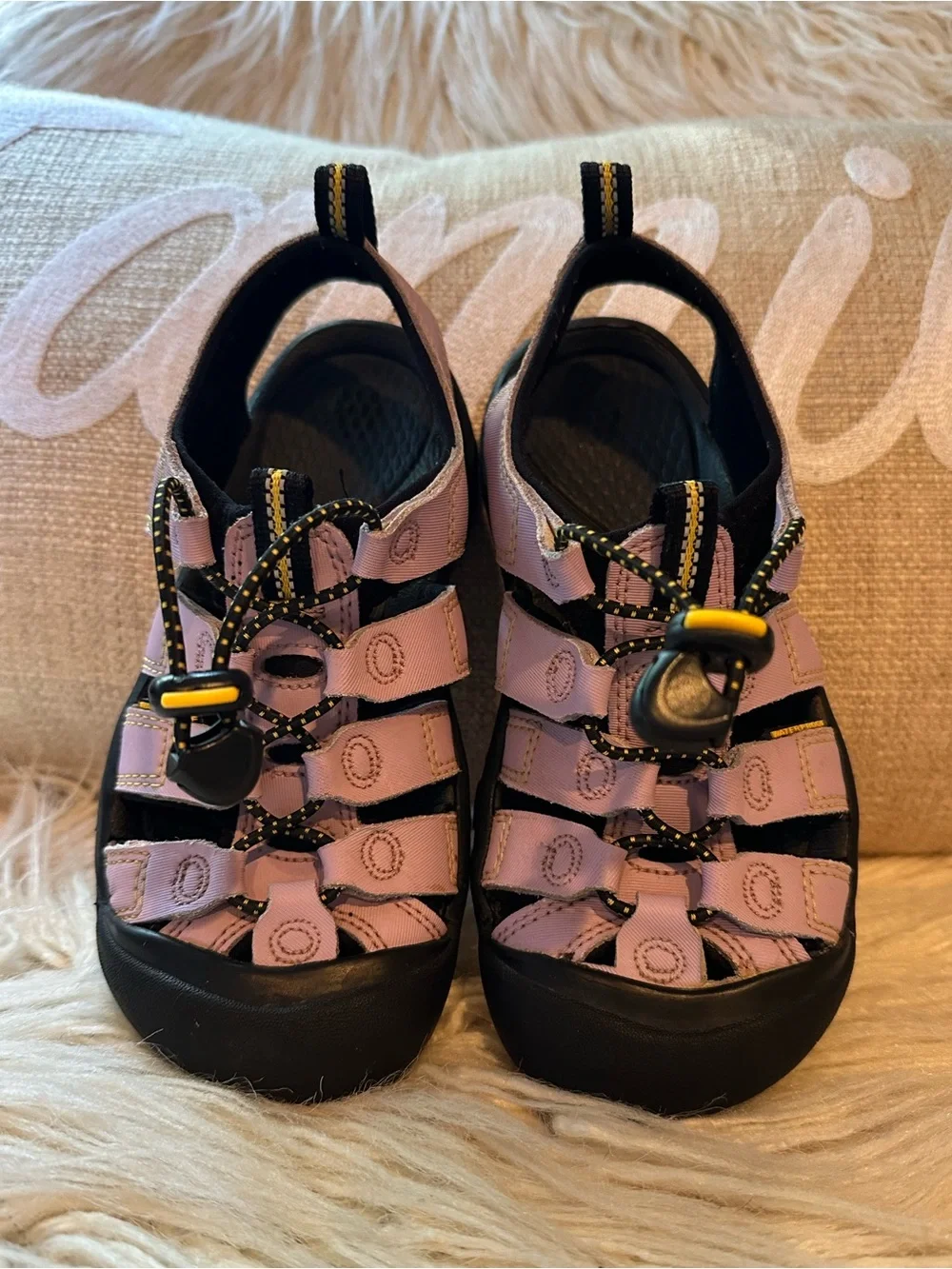 Keen Kids Newport H2 Rainbow Water Sandals | Kids Size 2 | Light Purple ๐ - Picture 2 of 8